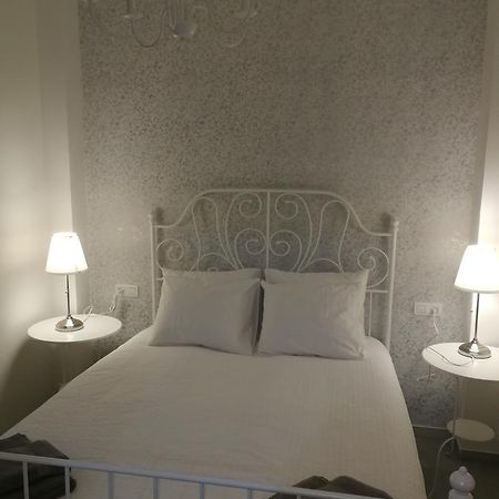 Apartamento Alfalfa Seville Exterior photo